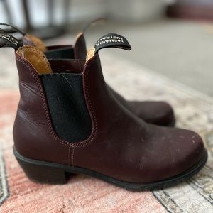 Brown Heeled Blundstone Women’s Size 8